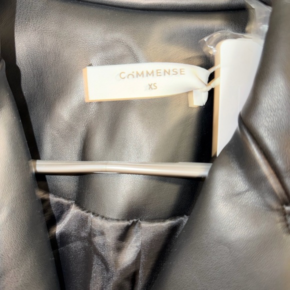 Commense Black Oversized Lapel Pockets faux Leather Blazer xs NWT - Picture 6 of 6
